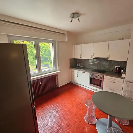 In Center Of * لوكسمبورغ